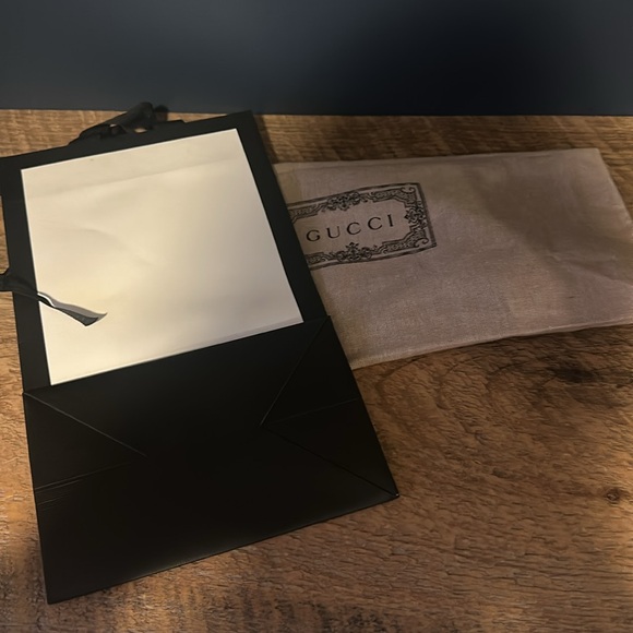Gucci Gift Bag and Dust Bag - Picture 3 of 5
